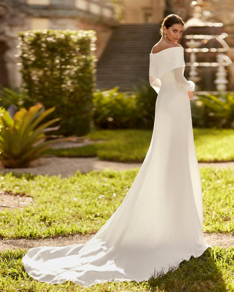 Robe de mariée glamour en crêpe modulable